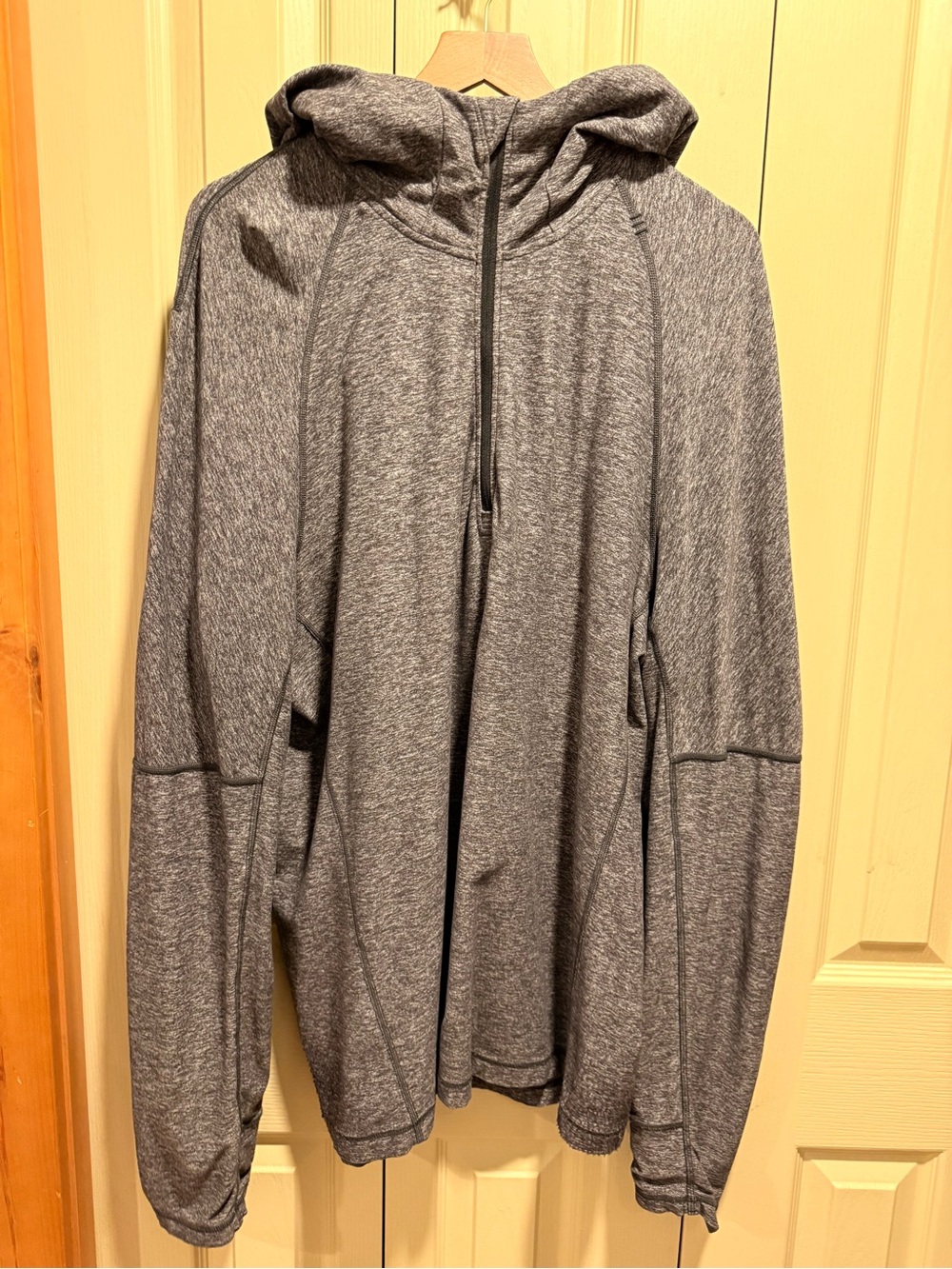 lululemon athletica Men's Heather Gray Hooded Half-Zip Performance Jacket